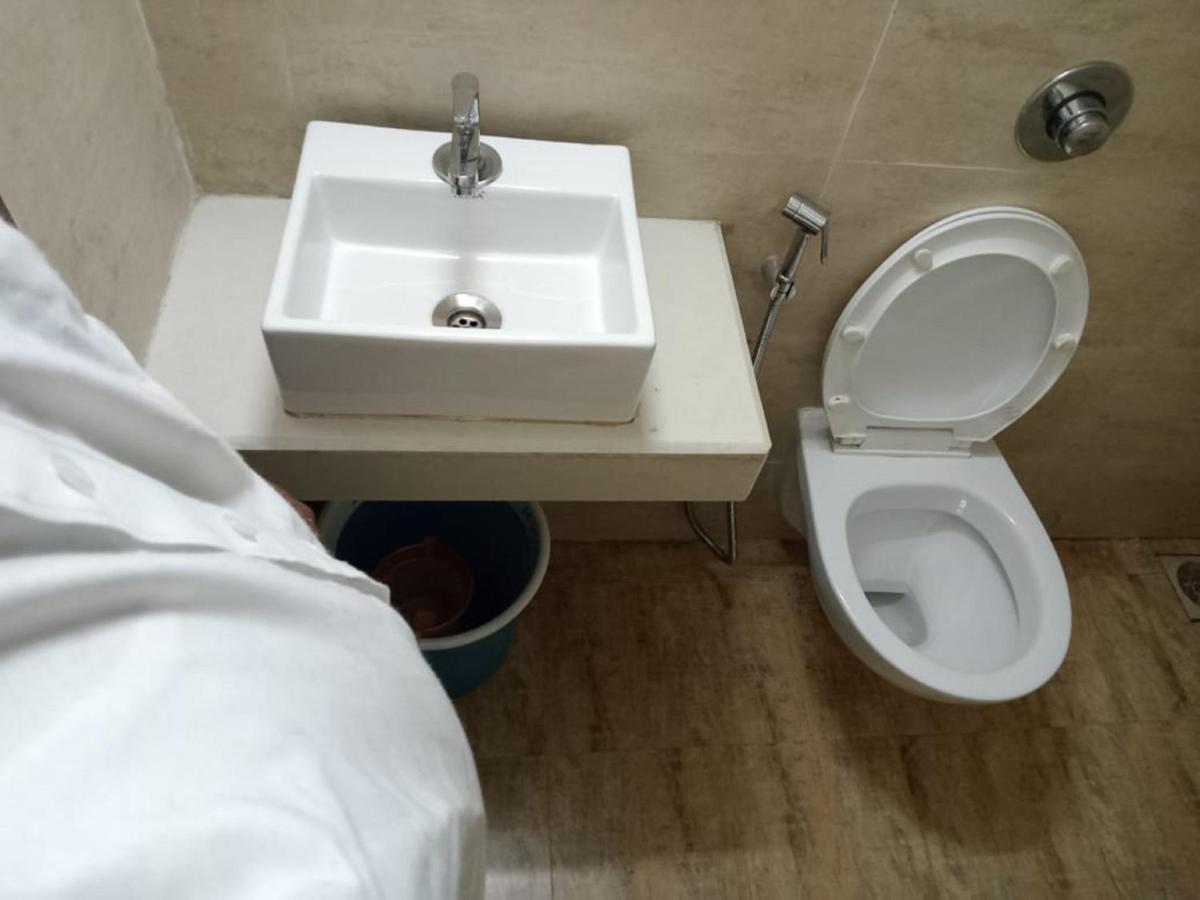 Hotel Sai Deep Lodging By Wb Inn Navi Mumbai Eksteriør bilde